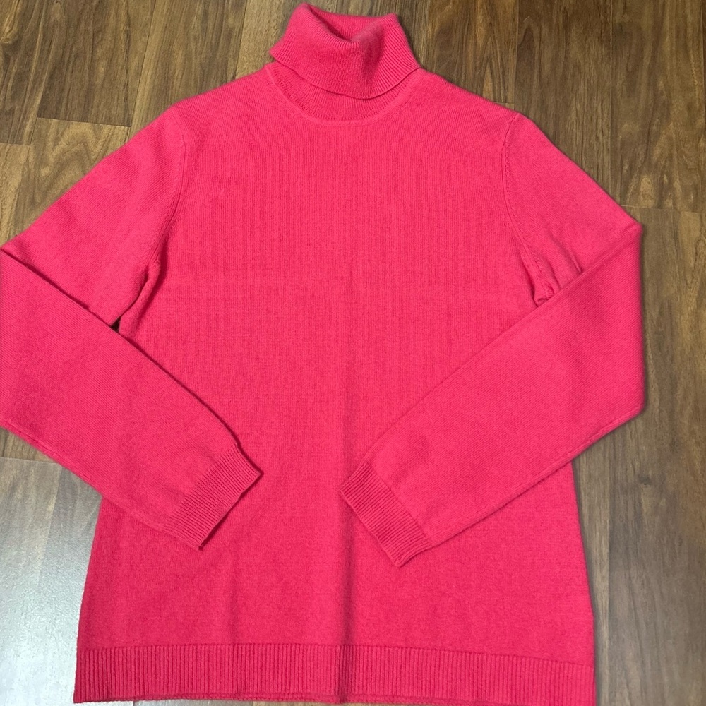 Isaac Mizrahi Women's 100% Cashmere Turtleneck Pink Sweater Size S